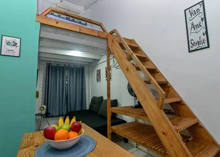 Tinyhouse Ch2 A5Min De Jurere In Ar Cond E Netflix