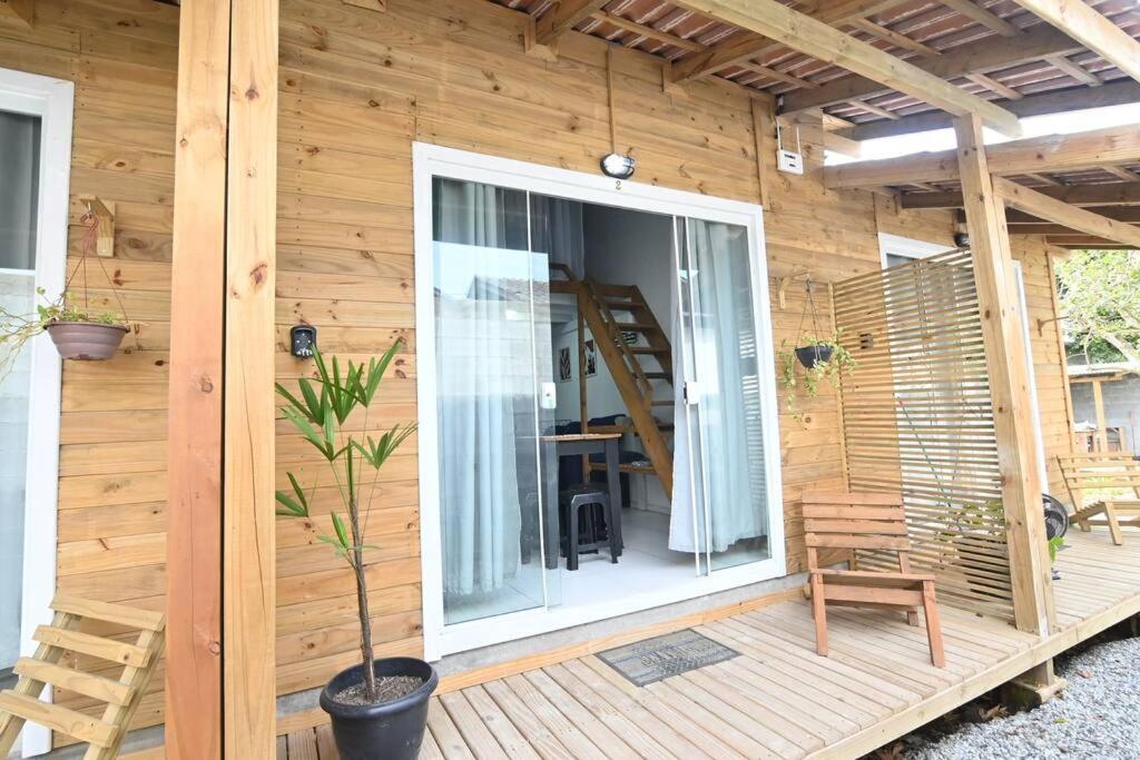 Tinyhouse Ch2 A5min De Jurere In Ar Cond E Netflix * Florianópolis
